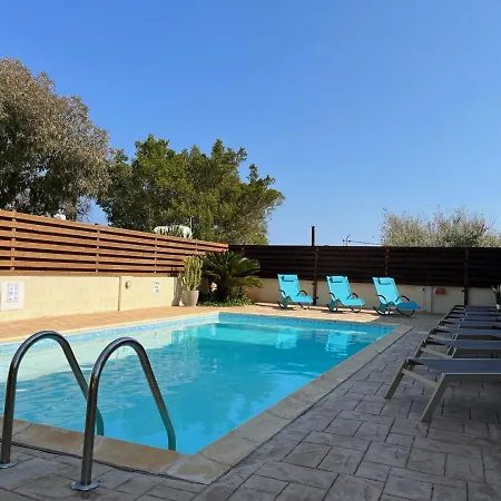 Tarracotta 4 Bedroom, Near Vilă Ayia Napa
